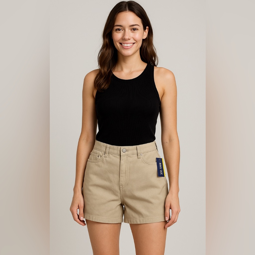 Shorts High Sierra Tan High Waist  Relaxed Fit  Women size8 (A3)”✨